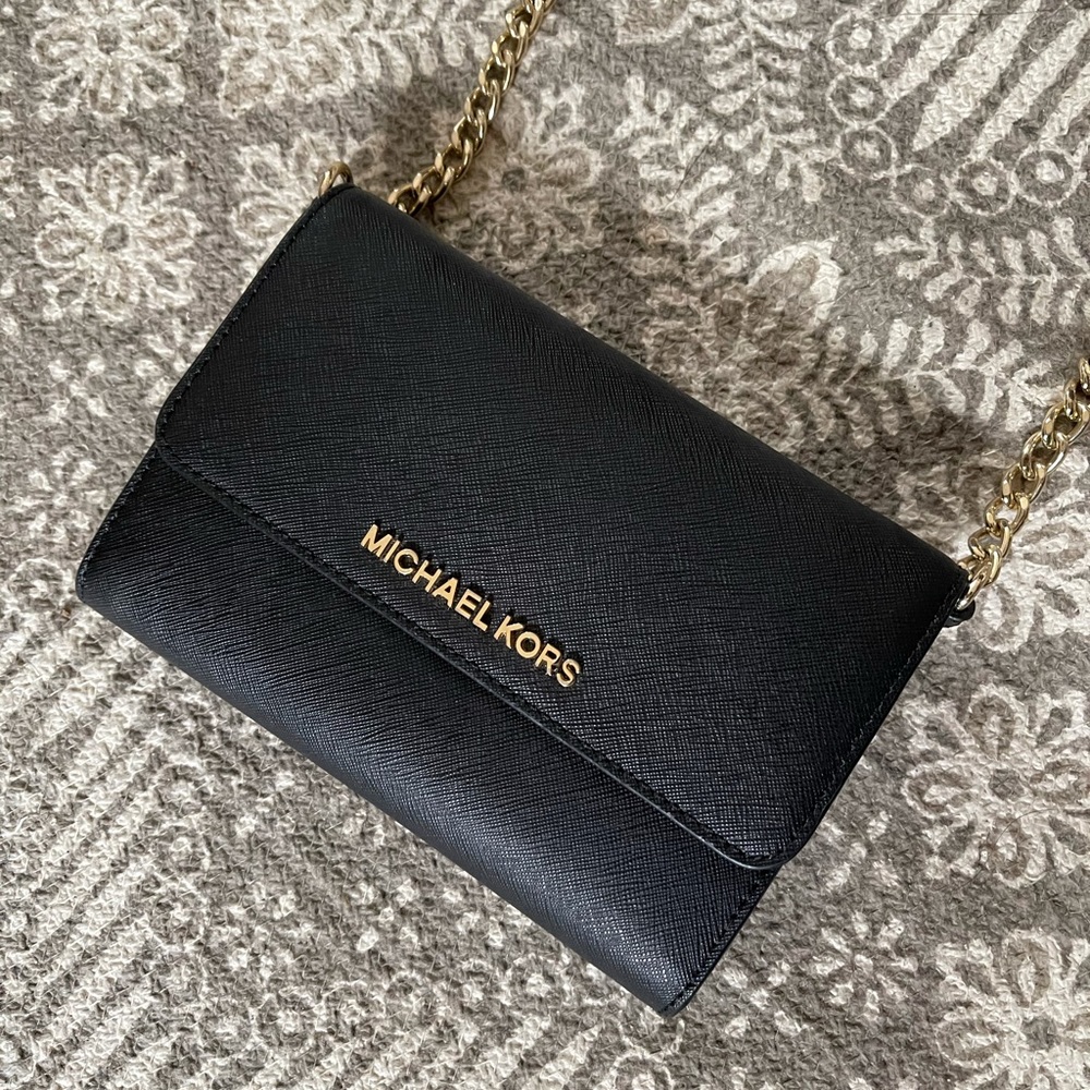 Micheal Kors crossbody
